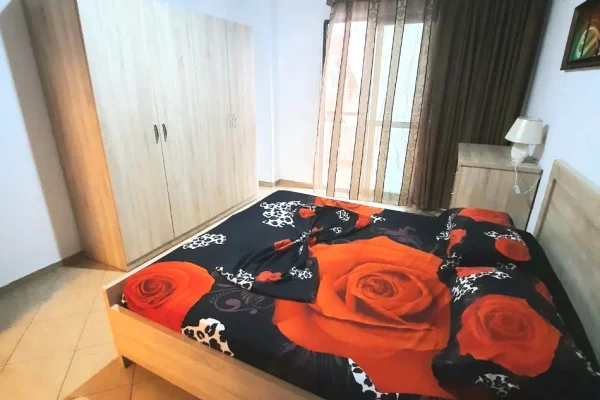 Shtepi me qera Apartament ne Tirane, 1+1, Mobilimi E mobiluar, Pagesa 120,000  Euro.