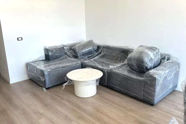 Shtepi me qera Apartament ne Tirane, 1+1, Mobilimi E mobiluar, Pagesa 60,000  Leke.