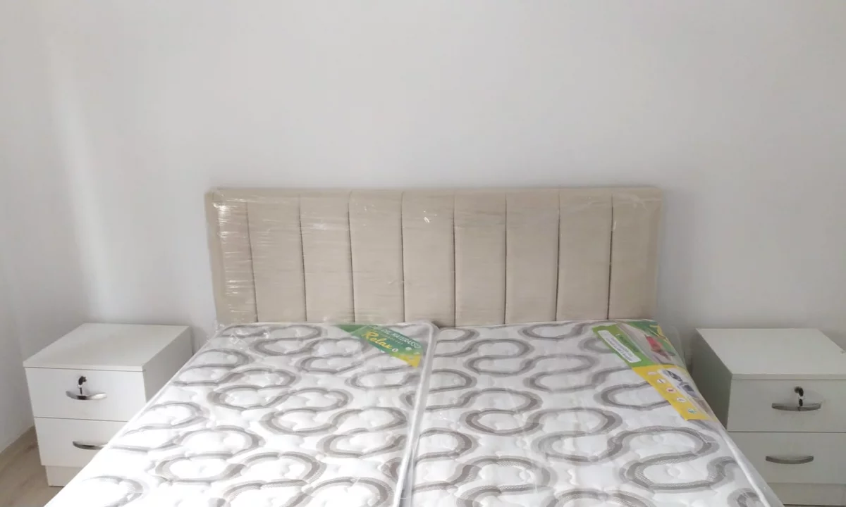 Shtepi me qera Apartament ne Tirane, 1+1, Mobilimi E mobiluar, Pagesa 500  Euro.