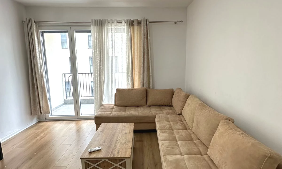 Shtepi me qera Apartament ne Tirane, 1+1, Mobilimi E mobiluar, Pagesa 500  Euro.