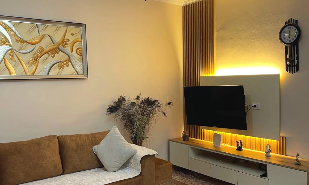 Shtepi me qera Apartament ne Tirane, 2+1, Mobilimi E mobiluar, Pagesa 60,000  Leke.