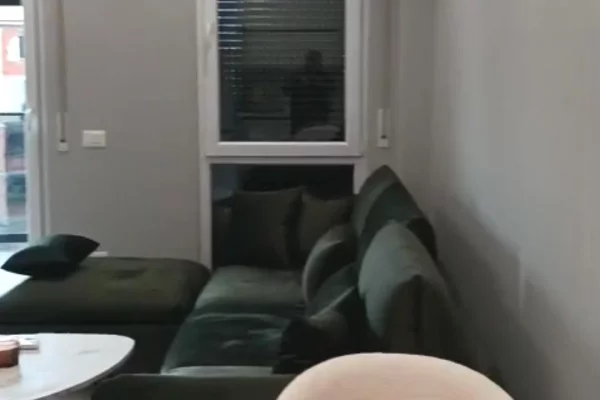 Shtepi me qera Apartament ne Tirane, 1+1, Mobilimi E mobiluar, Pagesa 600  Euro.