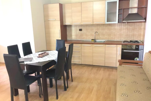 Jepet me qera apartament 2+1 tek Jordan Misja !