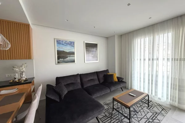 Shtepi ne shitje Apartament ne Sarande, 1+1, Mobilimi E mobiluar, Pagesa 150,000  Euro.