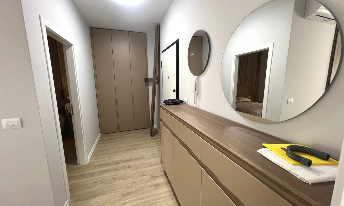 Shtepi me qera Apartament ne Tirane, 1+1, Mobilimi E mobiluar, Pagesa 70,000  Leke.
