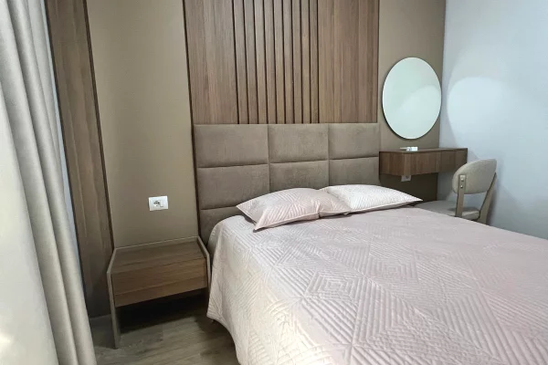 Shtepi me qera Apartament ne Tirane, 1+1, Mobilimi E mobiluar, Pagesa 70,000  Leke.