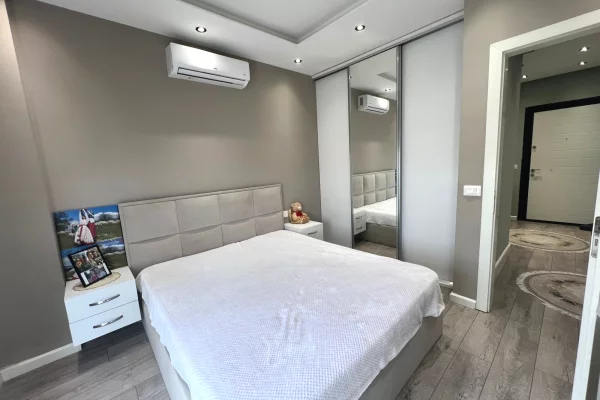 Shtepi me qera Apartament ne Tirane, 2+1, Mobilimi E mobiluar, Pagesa 800  Euro.