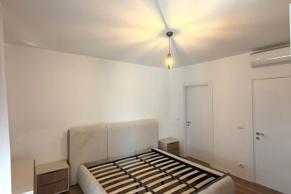 Shtepi me qera Apartament ne Tirane, 2+1, Mobilimi E mobiluar, Pagesa 700  Euro.