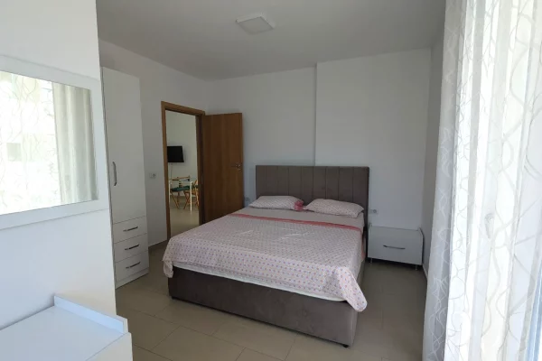 Shtepi me qera Apartament ne Tirane, 1+1, Mobilimi E mobiluar, Pagesa 600  Euro.