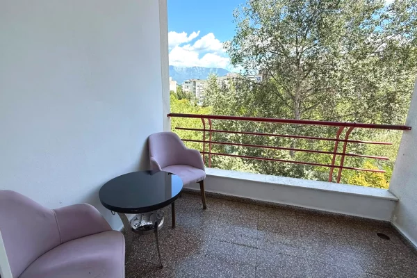 Shtepi me qera Apartament ne Tirane, 2+1, Mobilimi E mobiluar, Pagesa 75,000  Leke.