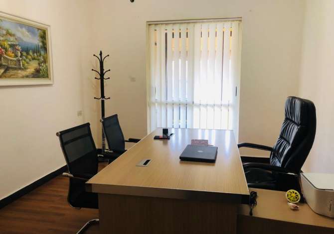 Pajisje biznesi ne shitje ne Tirane - 750 Euro
