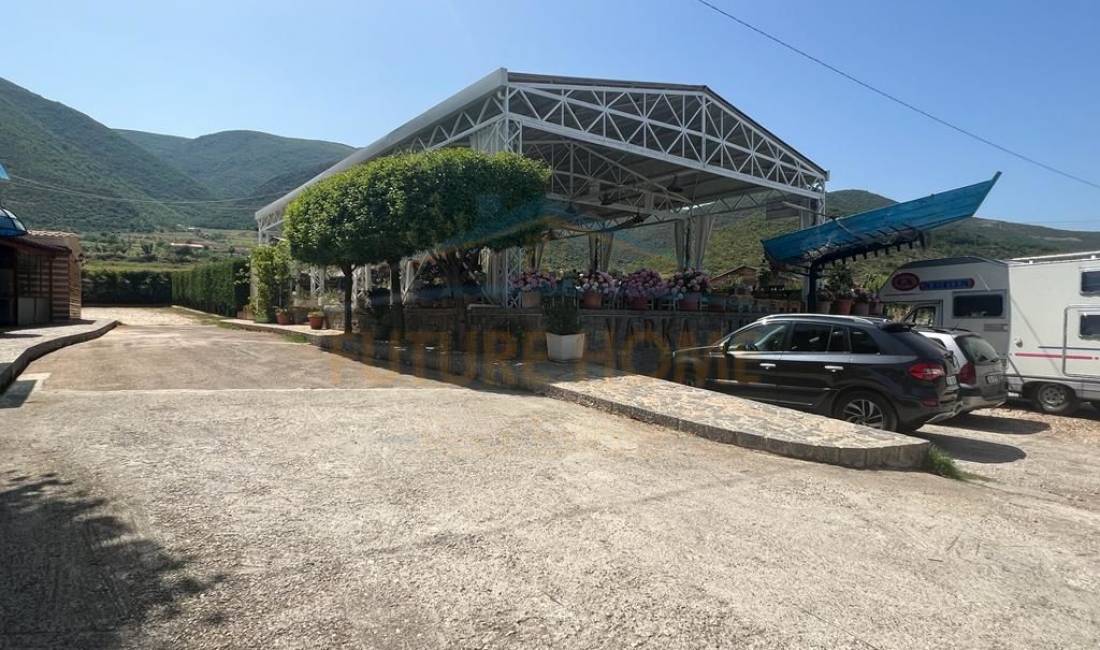 Shitet, Bar - Restorant , Pogradec.