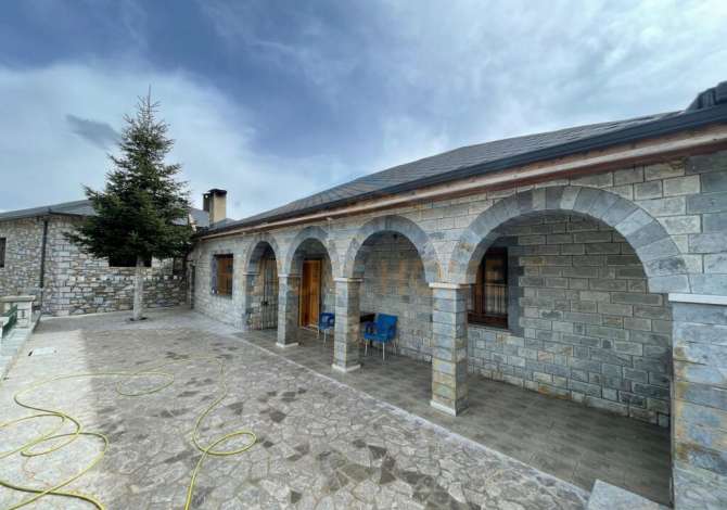 Shitet, Hotel, Dardhe, Korce.(KO42749)