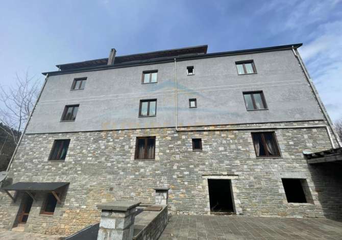 Shitet, Hotel, Dardhe, Korce.(KO42749)