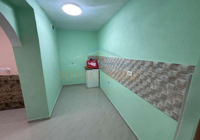 Appartamento in vendita a Koriza 2+1, Vuoto