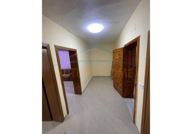 Appartamento in vendita a Koriza 2+1, Vuoto