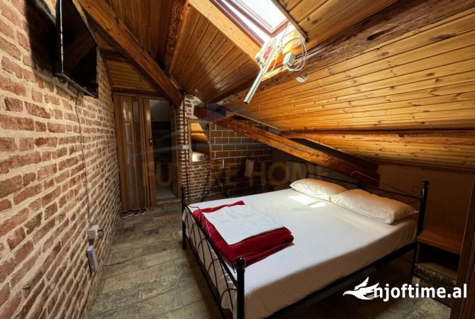 Shitet, Biznes (Hotel), Bulevard Republika, Korce(KO44124).