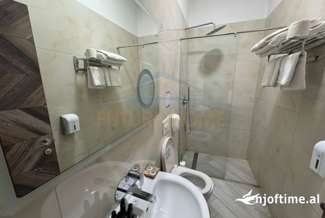 Shitet, Biznes (Hotel), Bulevard Republika, Korce(KO44124).