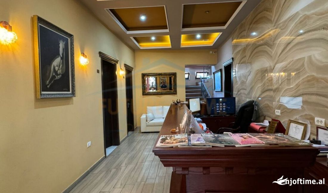 Shitet, Biznes (Hotel), Bulevard Republika, Korce(KO44124).