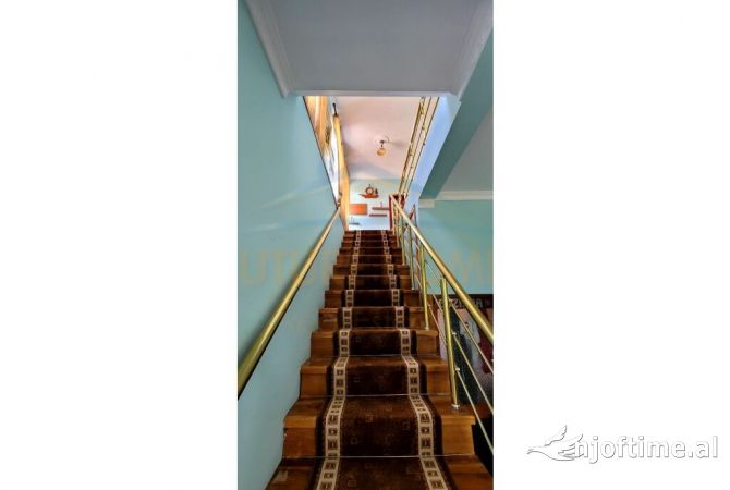 Shitet, Hotel, Km 4 Korce - Bilisht.