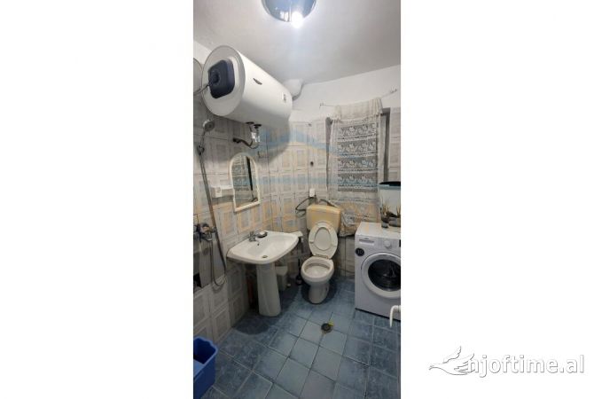 Appartamento in vendita a Koriza 2+1, Arredato