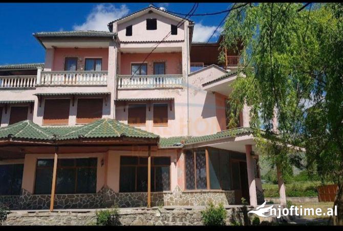 Casa privata/Indipendente in vendita a Koriza 4+1, Arredato