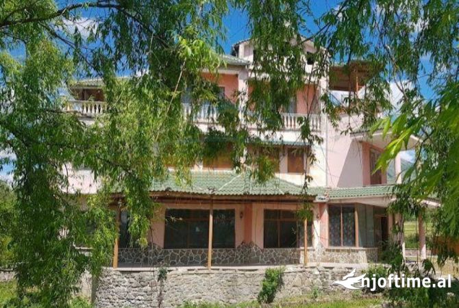 Casa in vendita 4+1 a Koriza - 200,000 Euro