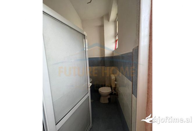 Shitet, Ambient Biznesi, Lagjia 10, Korce (KO47250)