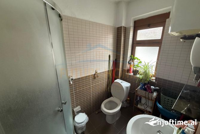 Appartamento in vendita a Koriza 1+1, Arredato