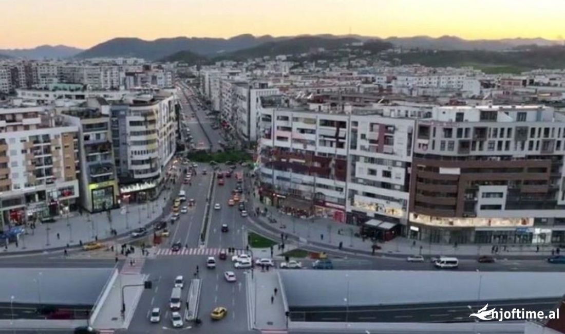 Abmbjent per zyre me qira ne Astir 