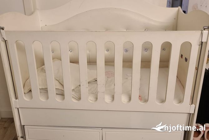 Veshje dhe Aksesor per Femije ne Tirane - 100 Euro