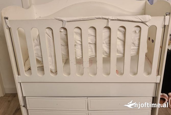 Veshje dhe Aksesor per Femije ne Tirane - 100 Euro