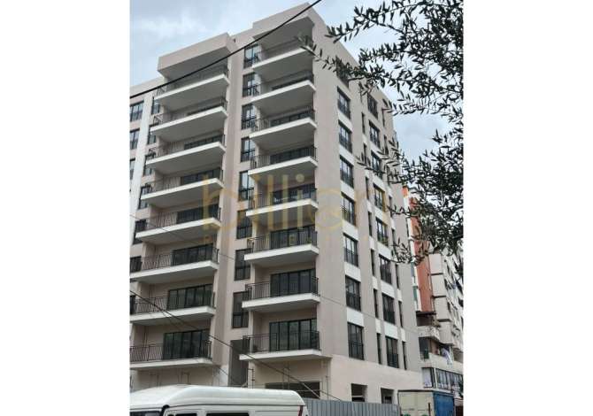 Business Property in Sale 4+1 in Tirana - 20,000 Euro