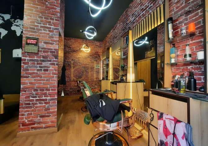 Attivita commerciale in vendita 1+1 a Tirana - 8,500 Euro