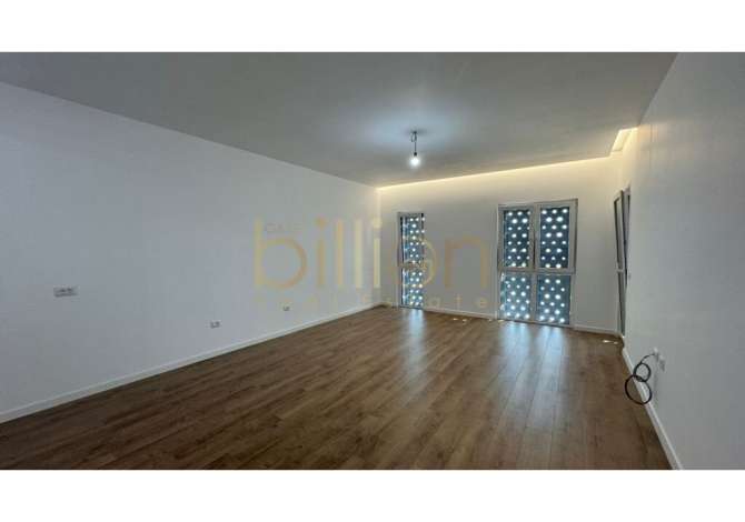 Ambient biznesi me qera 3+1 ne Tirane - 700 Euro