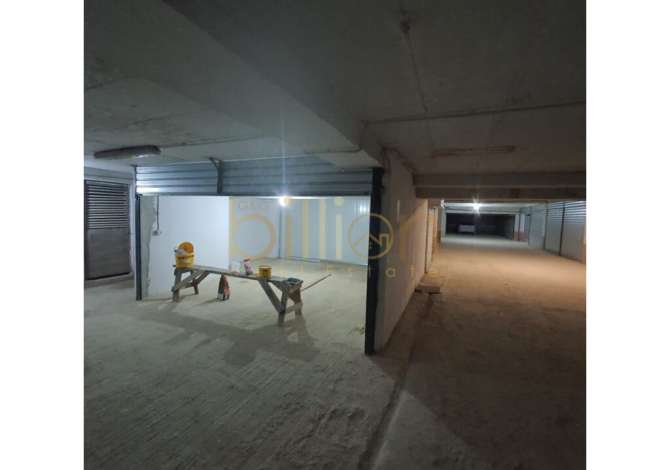 Business Property in Sale 4+1 in Tirana - 22,000 Euro