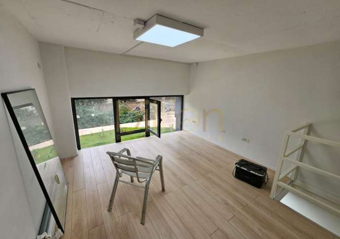 Business Property for Rent 3+1 in Tirana - 350 Euro