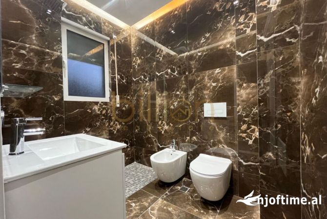 Apartment for sale in Tirana 2+1, In Part