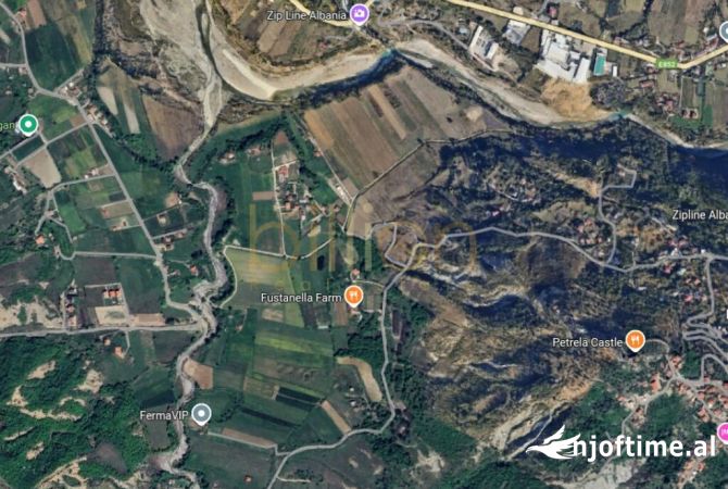 SHITET 10 000 M2 TOKE NE PETRELE! 850000 Euro, ID: Billion3837