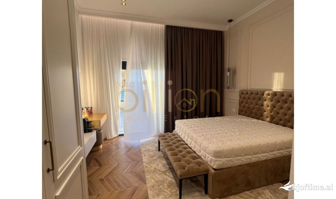 Shtepi ne shitje Apartament ne Vlore, 1+1, Mobilimi E mobiluar, Pagesa 280,000  Euro.