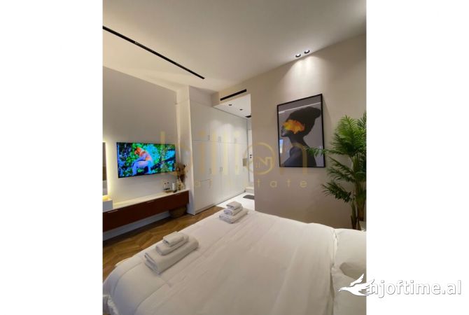 Shtepi ne shitje Apartament ne Vlore, 1+1, Mobilimi E mobiluar, Pagesa 280,000  Euro.