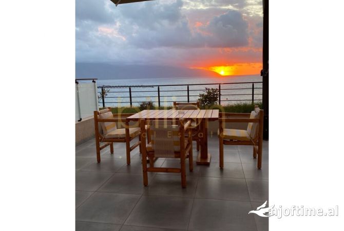 Shtepi ne shitje Apartament ne Vlore, 1+1, Mobilimi E mobiluar, Pagesa 280,000  Euro.