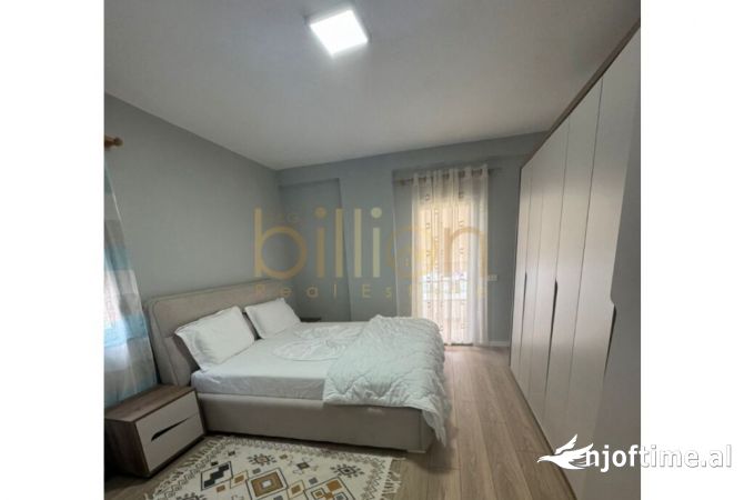 Appartamento in affitto a Tirana 2+1, Arredato