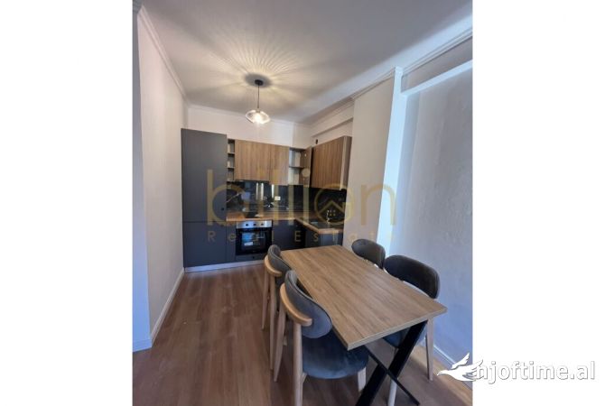 Shtepi ne shitje Apartament ne Durres, 1+1, Mobilimi E mobiluar, Pagesa 73,000  Euro.