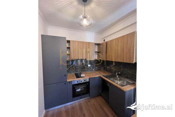 Shtepi ne shitje Apartament ne Durres, 1+1, Mobilimi E mobiluar, Pagesa 73,000  Euro.