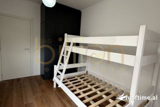 Shtepi ne shitje Apartament ne Durres, 2+1, Mobilimi E mobiluar, Pagesa 86,000  Euro.