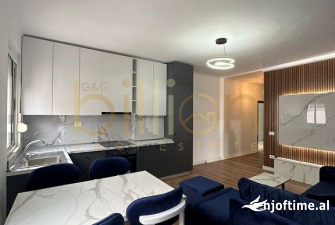 Shtepi ne shitje Apartament ne Durres, 2+1, Mobilimi E mobiluar, Pagesa 86,000  Euro.