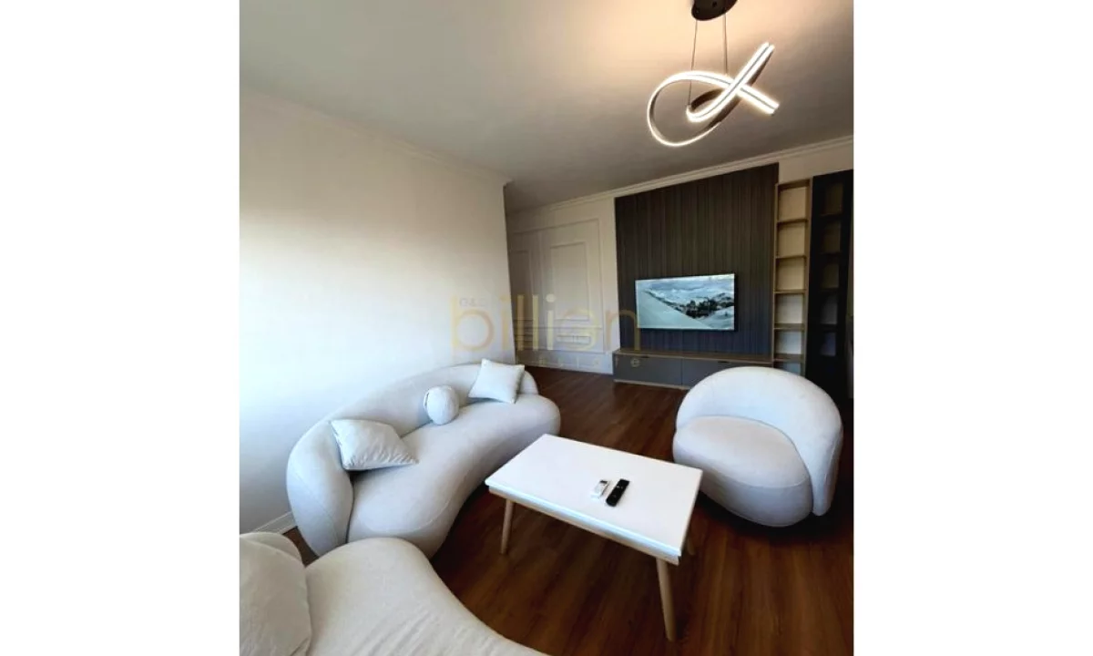 Shtepi ne shitje Apartament ne Durres, 2+1, Mobilimi E mobiluar, Pagesa 148,000  Euro.