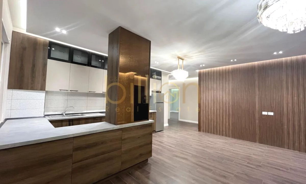 Shtepi me qera Apartament ne Tirane, 2+1, Mobilimi Pjeserisht e mobiluar, Pagesa 550  Euro.