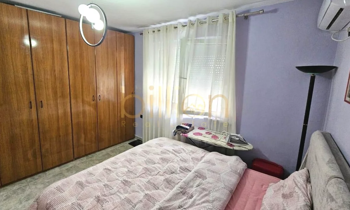 Shtepi me qera Apartament ne Tirane, 1+1, Mobilimi E mobiluar, Pagesa 500  Euro.